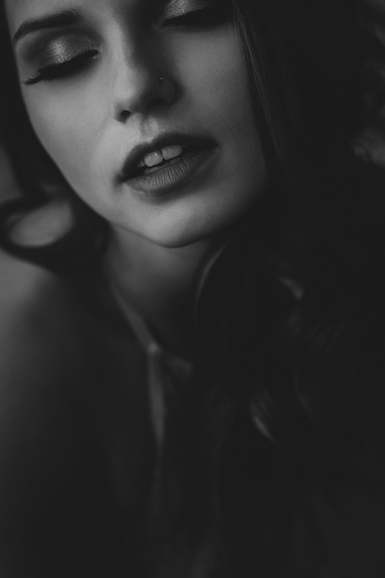 Metro Detroit Boudoir Photographer – “I have never felt so sexy in my ...